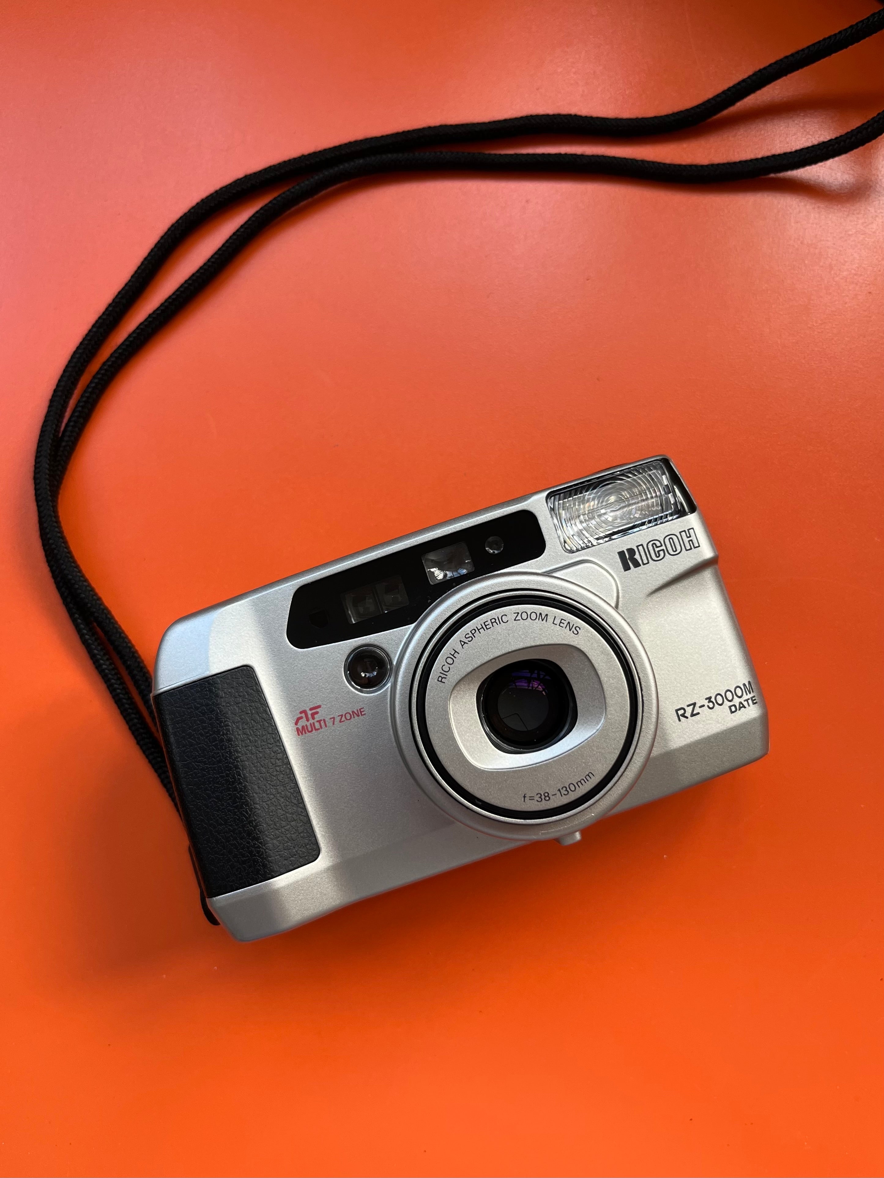 Ricoh RZ-3000M | Point and Shoot Film Camera