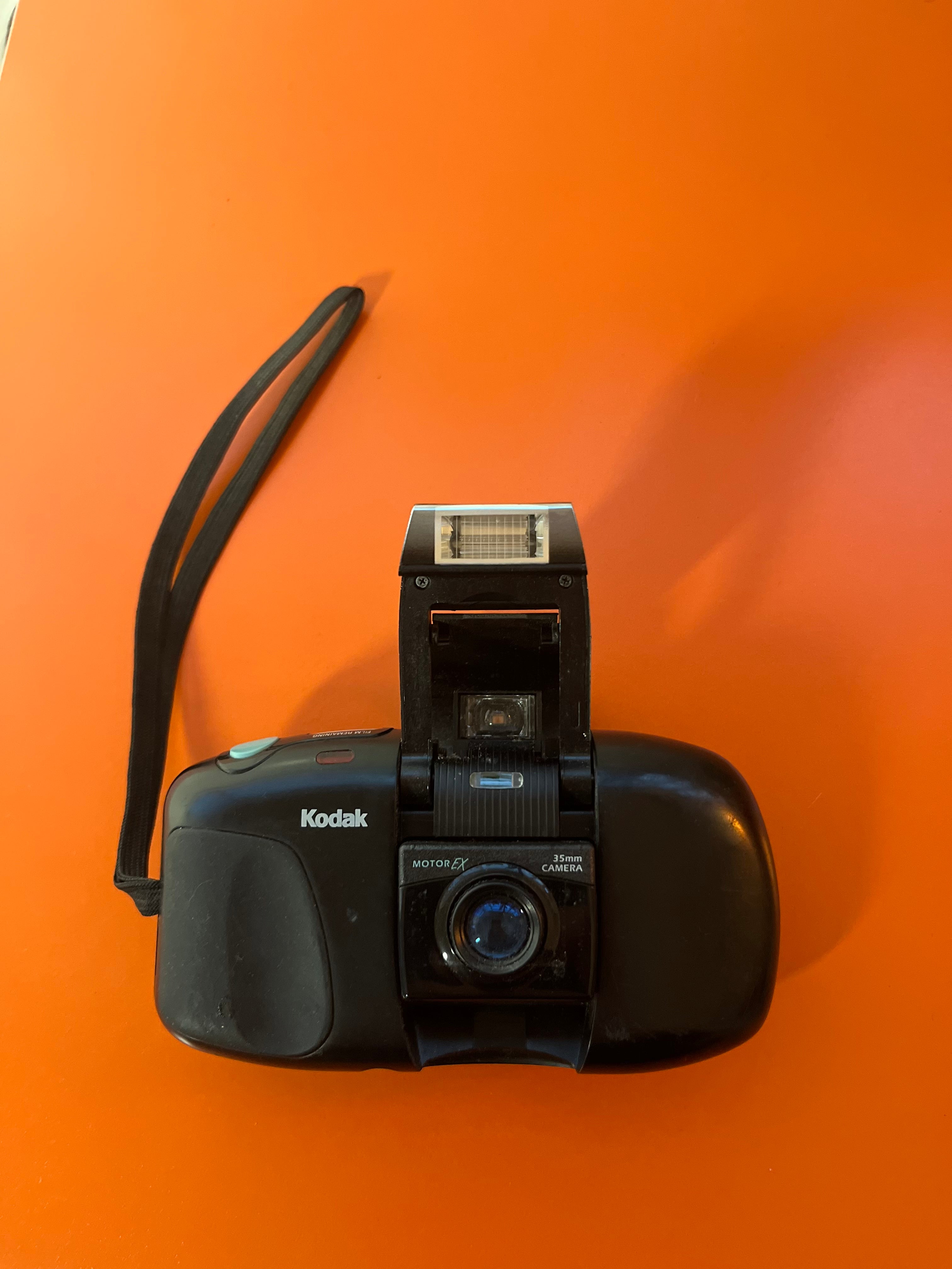 Kodak Cameo Motor EX 35mm Film Camera – Point & Shoot, Tested | UK